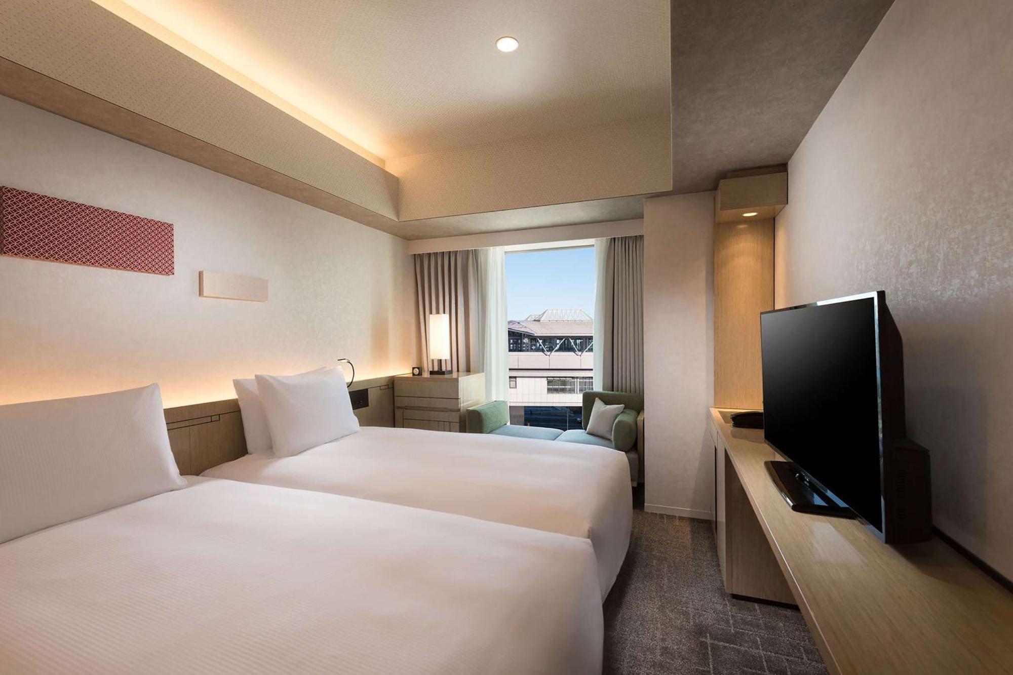 Doubletree By Hilton Tokyo Ariake — Photos 1
